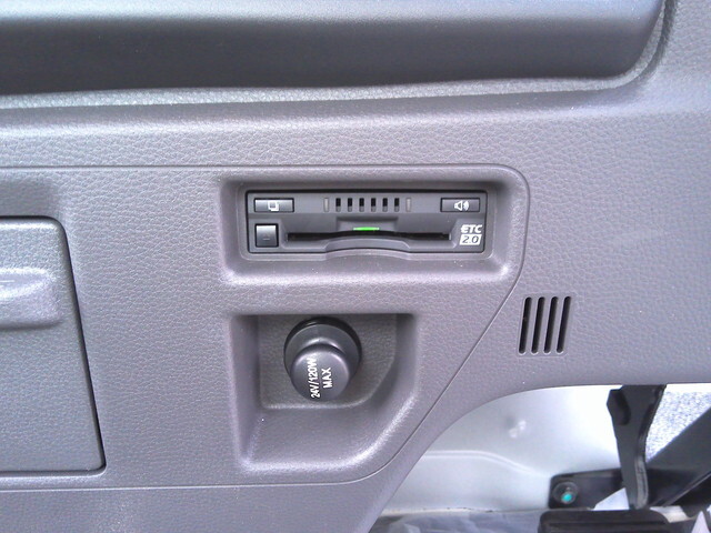 いすゞフォワードコンテナ専用車中型（4t）[写真31]