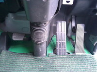 UDトラックスクオンセルフローダー大型（10t）[写真17]