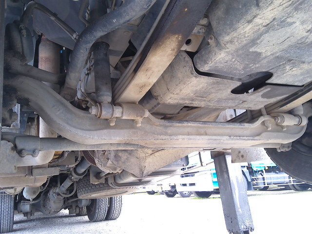 UDトラックスクオンセルフローダー大型（10t）[写真24]