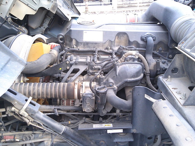 UDトラックスクオンセルフローダー大型（10t）[写真34]