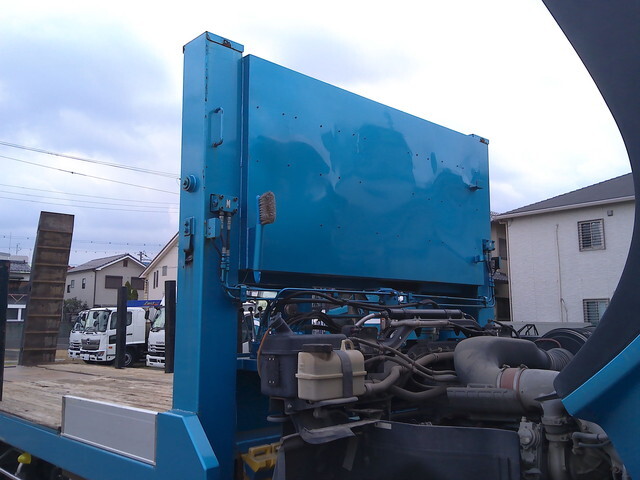 UDトラックスクオンセルフローダー大型（10t）[写真37]