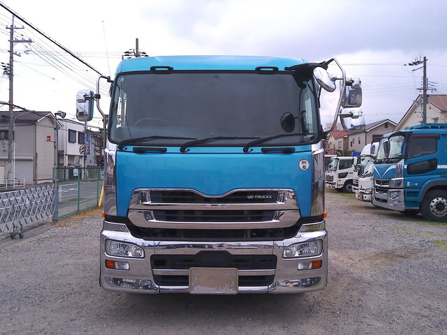 UDトラックスクオンセルフローダー大型（10t）[写真05]