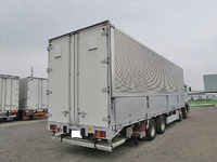 UDトラックスクオンアルミウイング大型（10t）[写真02]