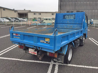 いすゞエルフダンプ小型（2t・3t）[写真02]