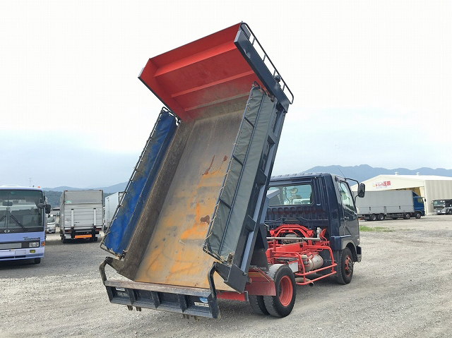 三菱ふそうファイターダンプ中型（4t）[写真02]