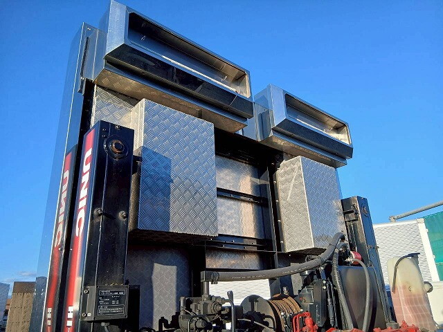 三菱ふそうスーパーグレートセルフローダー大型（10t）[写真32]