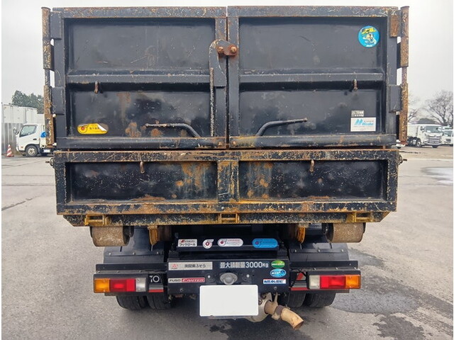 三菱ふそうキャンターコンテナ専用車小型（2t・3t）[写真07]