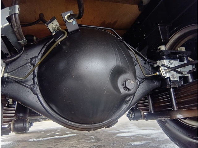 いすゞエルフダブルキャブ（Wキャブ）小型（2t・3t）[写真16]