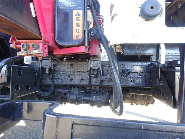 いすゞエルフクレーン3段小型（2t・3t）[写真13]