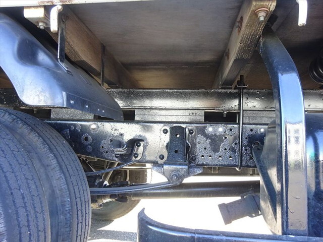 いすゞエルフクレーン3段小型（2t・3t）[写真18]