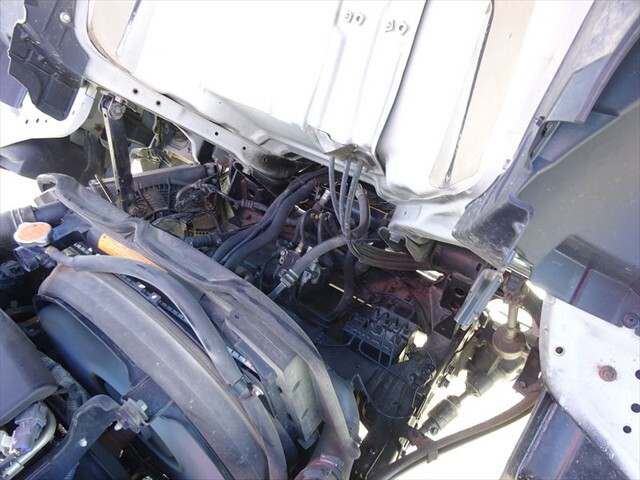 いすゞエルフクレーン3段小型（2t・3t）[写真34]