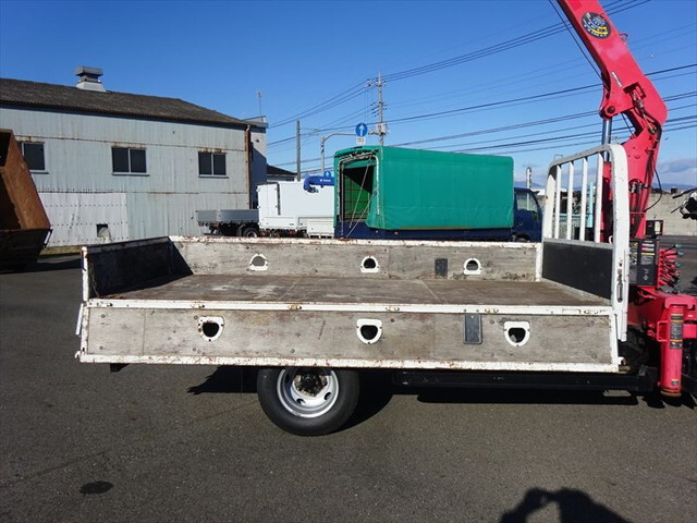 いすゞエルフクレーン3段小型（2t・3t）[写真09]