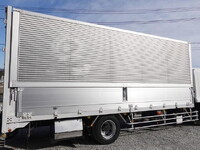 いすゞフォワードアルミウイング増トン（6t・8t）[写真08]