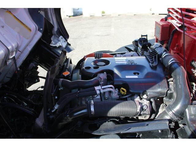 いすゞエルフクレーン4段小型（2t・3t）[写真11]