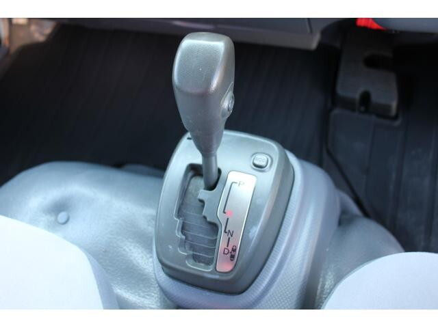 いすゞエルフクレーン4段小型（2t・3t）[写真36]