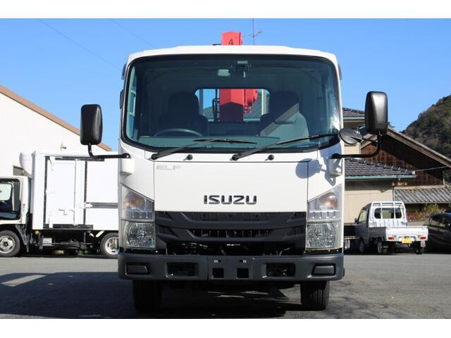 いすゞエルフクレーン4段小型（2t・3t）[写真05]