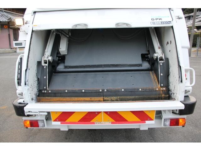 いすゞフォワードパッカー車（塵芥車）増トン（6t・8t）[写真12]