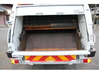 いすゞフォワードパッカー車（塵芥車）増トン（6t・8t）[写真15]