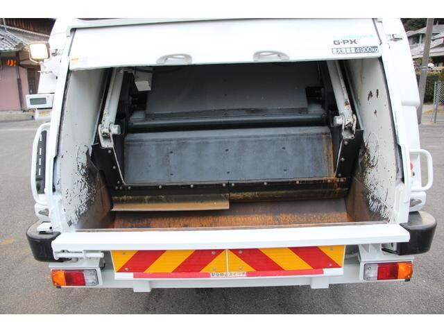 いすゞフォワードパッカー車（塵芥車）増トン（6t・8t）[写真15]