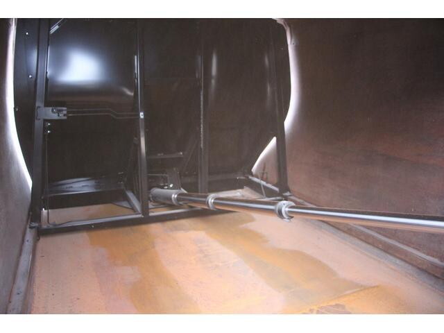 いすゞフォワードパッカー車（塵芥車）増トン（6t・8t）[写真19]