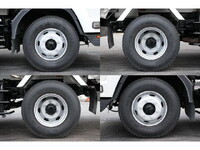 いすゞフォワードパッカー車（塵芥車）増トン（6t・8t）[写真32]