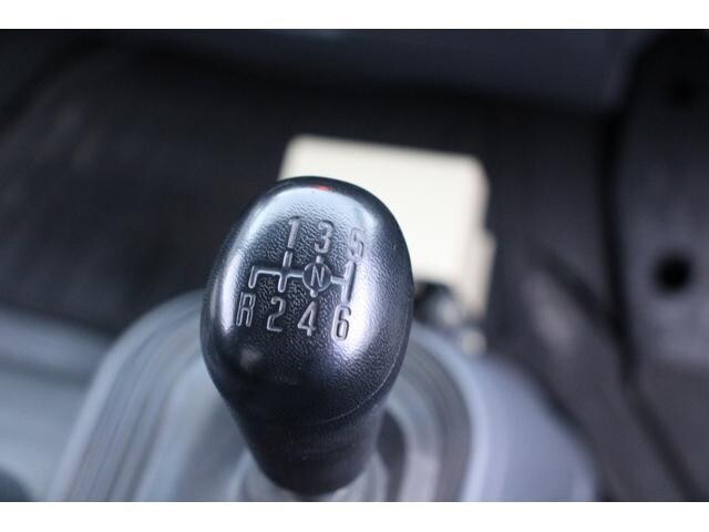 いすゞフォワードパッカー車（塵芥車）増トン（6t・8t）[写真37]