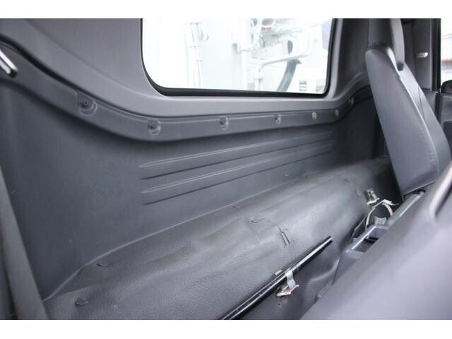 いすゞフォワードパッカー車（塵芥車）増トン（6t・8t）[写真40]