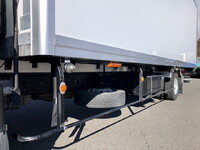 いすゞフォワード冷凍車（冷蔵車）中型（4t）[写真20]