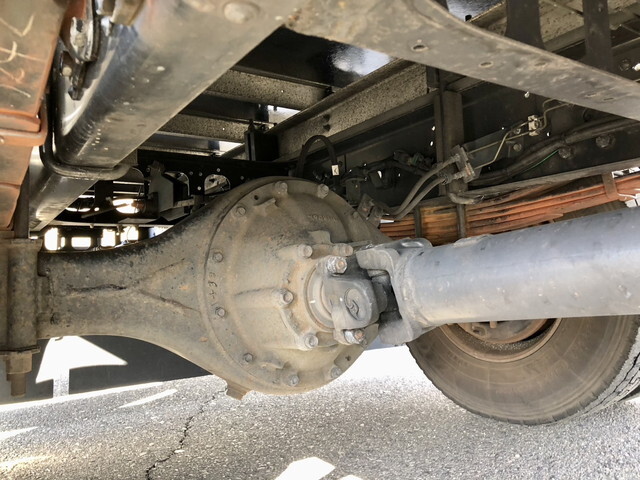 いすゞフォワード冷凍車（冷蔵車）中型（4t）[写真23]