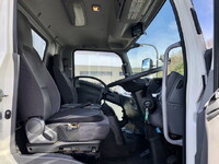 いすゞフォワード冷凍車（冷蔵車）中型（4t）[写真28]