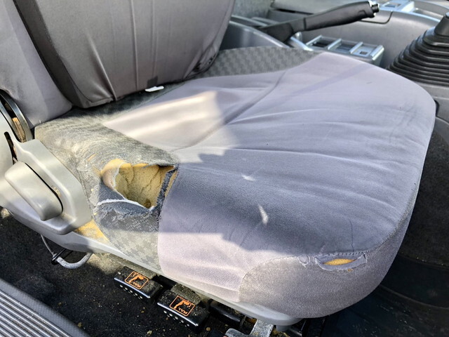 いすゞフォワード冷凍車（冷蔵車）中型（4t）[写真29]