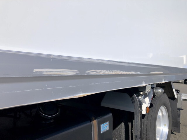 いすゞフォワード冷凍車（冷蔵車）中型（4t）[写真39]