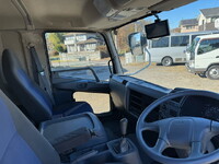 三菱ふそうファイターアルミウイング中型（4t）[写真25]