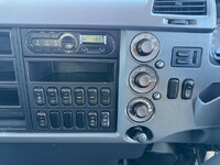 三菱ふそうファイターアルミウイング中型（4t）[写真27]