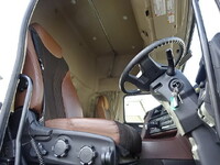 日野プロフィアトレーラーヘッド（トラクターヘッド）大型（10t）[写真29]