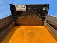 日野レンジャーダンプ中型（4t）[写真12]