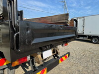 日野レンジャーダンプ中型（4t）[写真18]