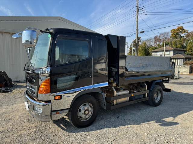 日野レンジャーダンプ中型（4t）[写真03]