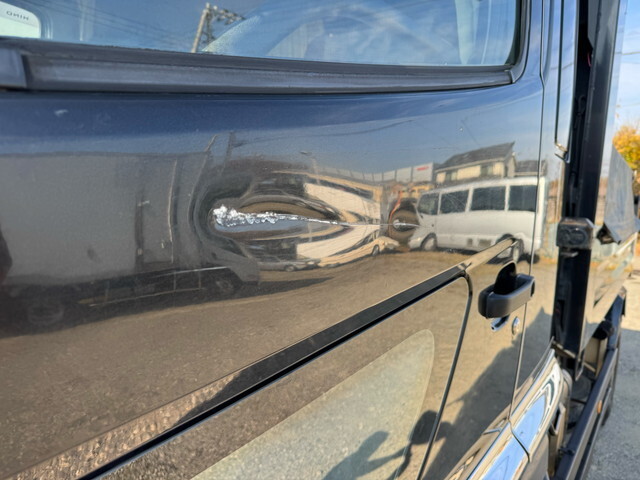 日野レンジャーダンプ中型（4t）[写真30]