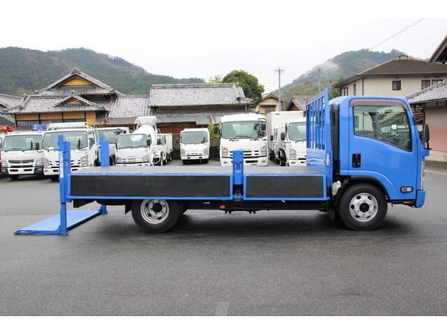 いすゞエルフ平ボディ小型（2t・3t）[写真13]