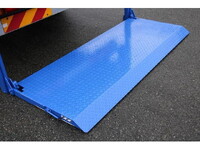 いすゞエルフ平ボディ小型（2t・3t）[写真20]