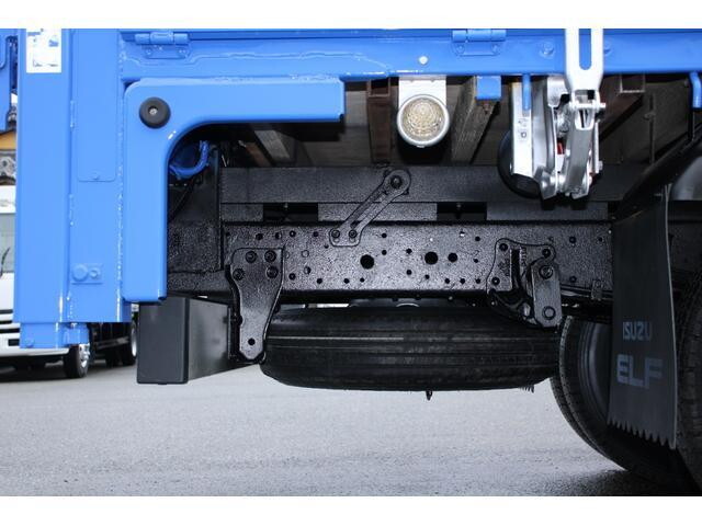 いすゞエルフ平ボディ小型（2t・3t）[写真25]