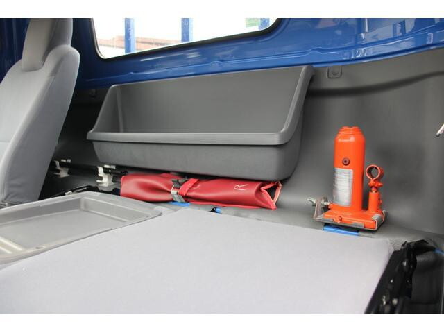 いすゞエルフ平ボディ小型（2t・3t）[写真39]