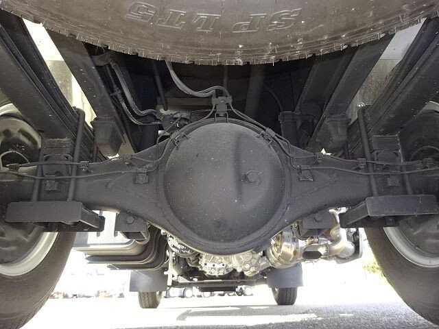 日野デュトロタンク車（タンクローリー）小型（2t・3t）[写真28]