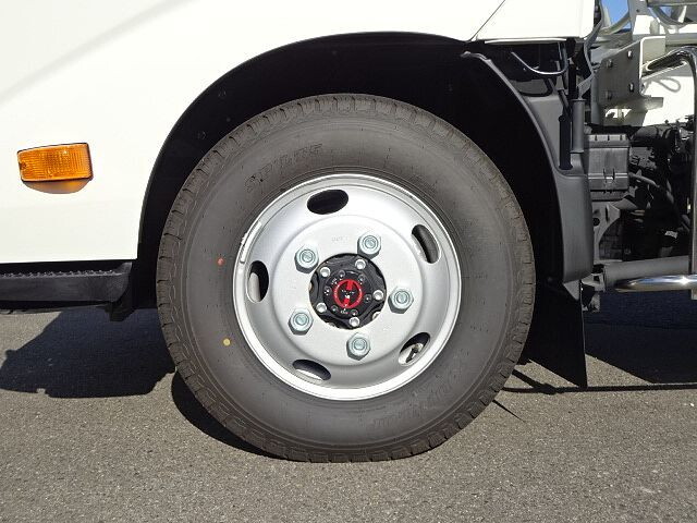 日野デュトロタンク車（タンクローリー）小型（2t・3t）[写真29]