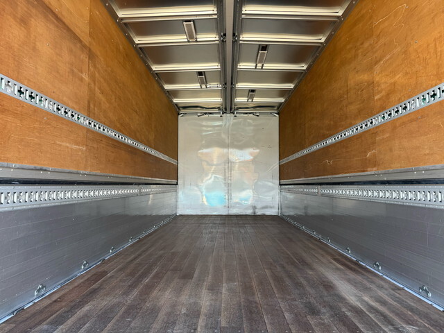 日野レンジャーアルミウイング中型（4t）[写真17]