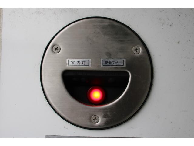 三菱ふそうキャンター冷凍車（冷蔵車）小型（2t・3t）[写真21]