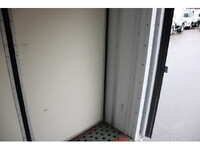 三菱ふそうキャンター冷凍車（冷蔵車）小型（2t・3t）[写真24]