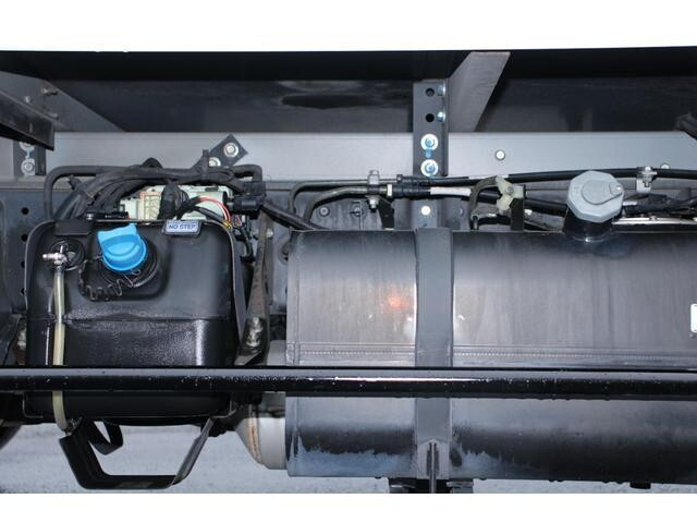 三菱ふそうキャンター冷凍車（冷蔵車）小型（2t・3t）[写真28]