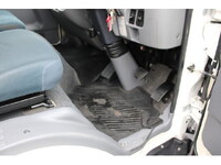 三菱ふそうキャンター冷凍車（冷蔵車）小型（2t・3t）[写真37]